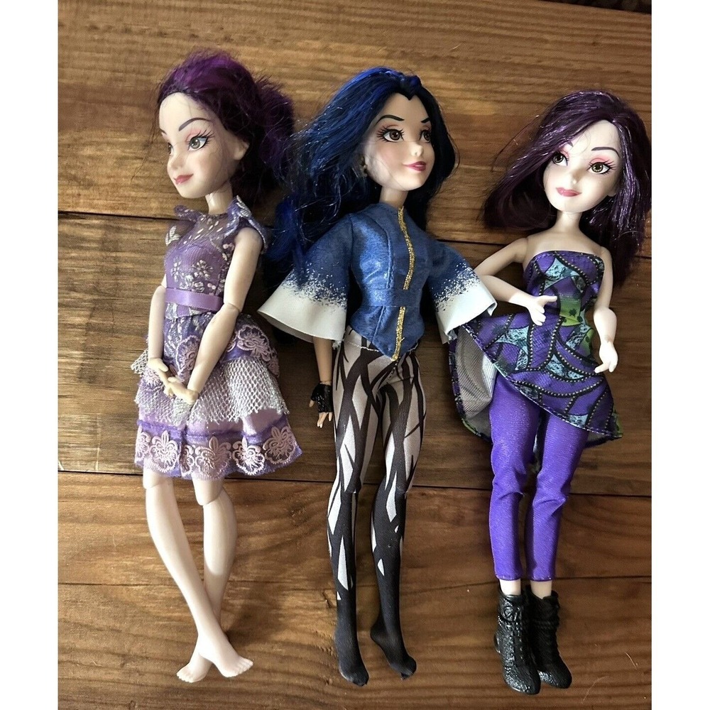 Disney Descendants Dolls Lot of 3 Mal and Evie Isle of‎ the Lost Fashion Figures